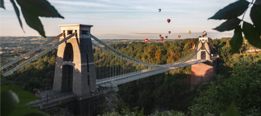 clifton suspension bridge.jpg